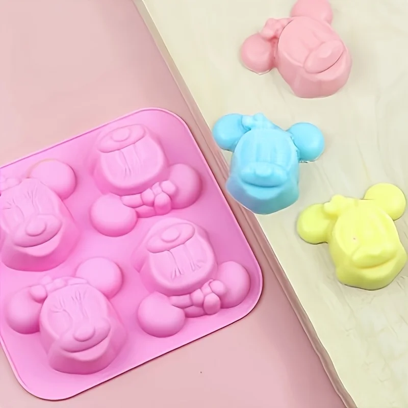 Stampo per cartoni animati di  - Soap Making Accessories recensione e prezzo