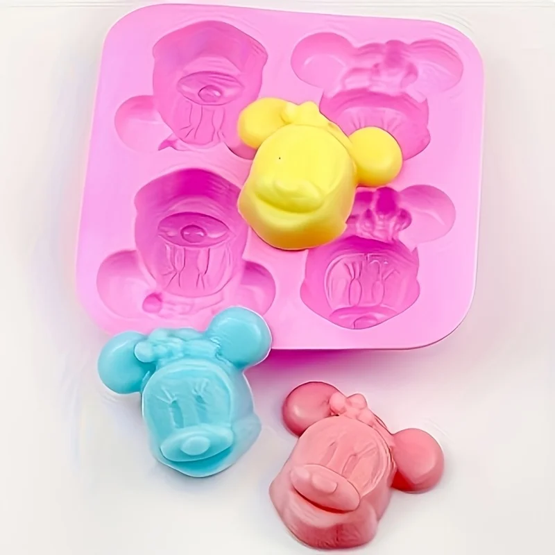 Stampo per cartoni animati di  - Soap Making Accessories recensione e prezzo
